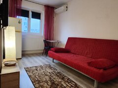 Unirii, Piata Alba Iulia, Decebal